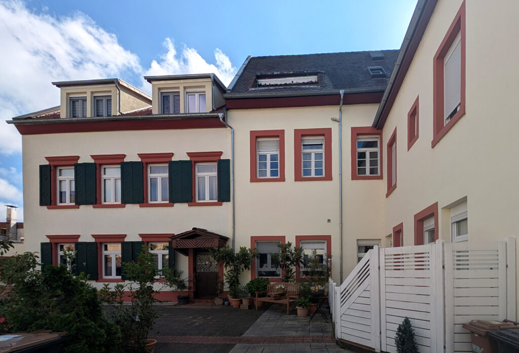 Umbau eines Saunabetriebes zu 3 Wohnungen